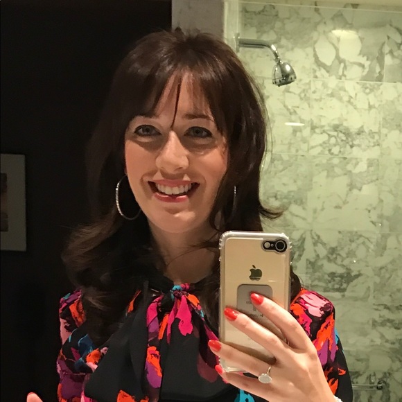 Meet your Posher, Andi - Picture 2 of 4